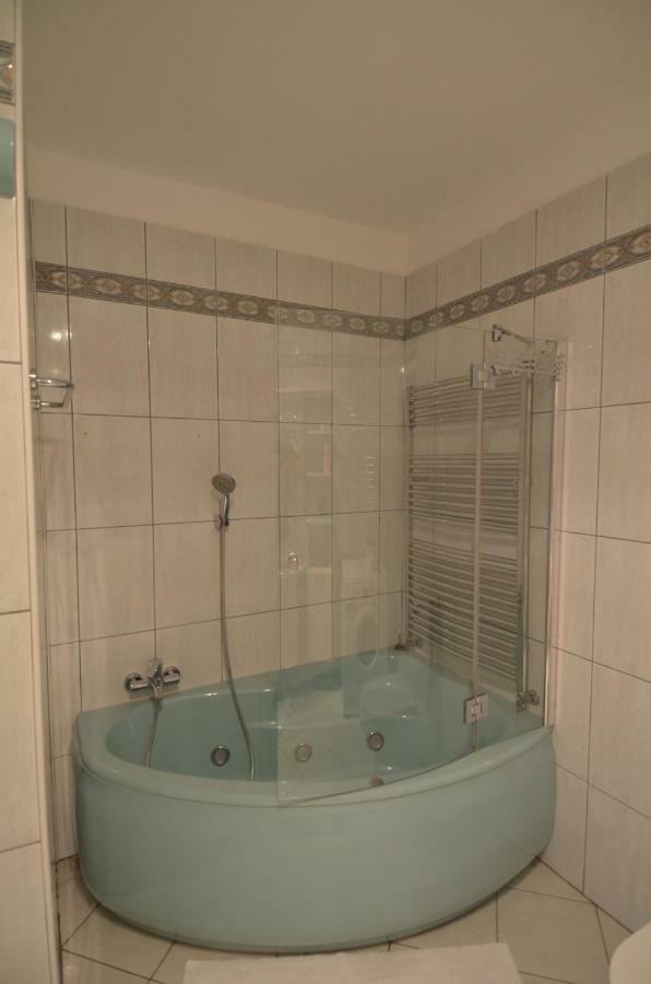 Petra Hills Apartment Опатия Екстериор снимка